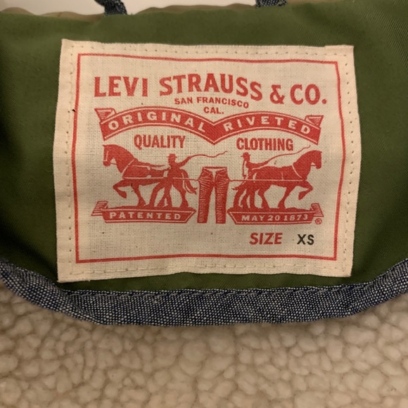 SOLD Levi’s Fishtail Parka XSmall - Picture 4 of 12